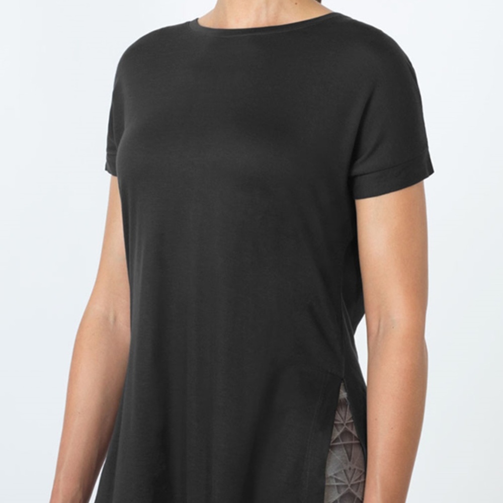 Pixel Side Split Tee - Black